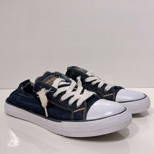 Levi’s Blue Denim Slip On Lace Up Sneaker Shoes Size 8.5‎